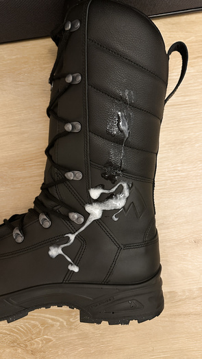 Some pics of my cummed gear - enjoy!