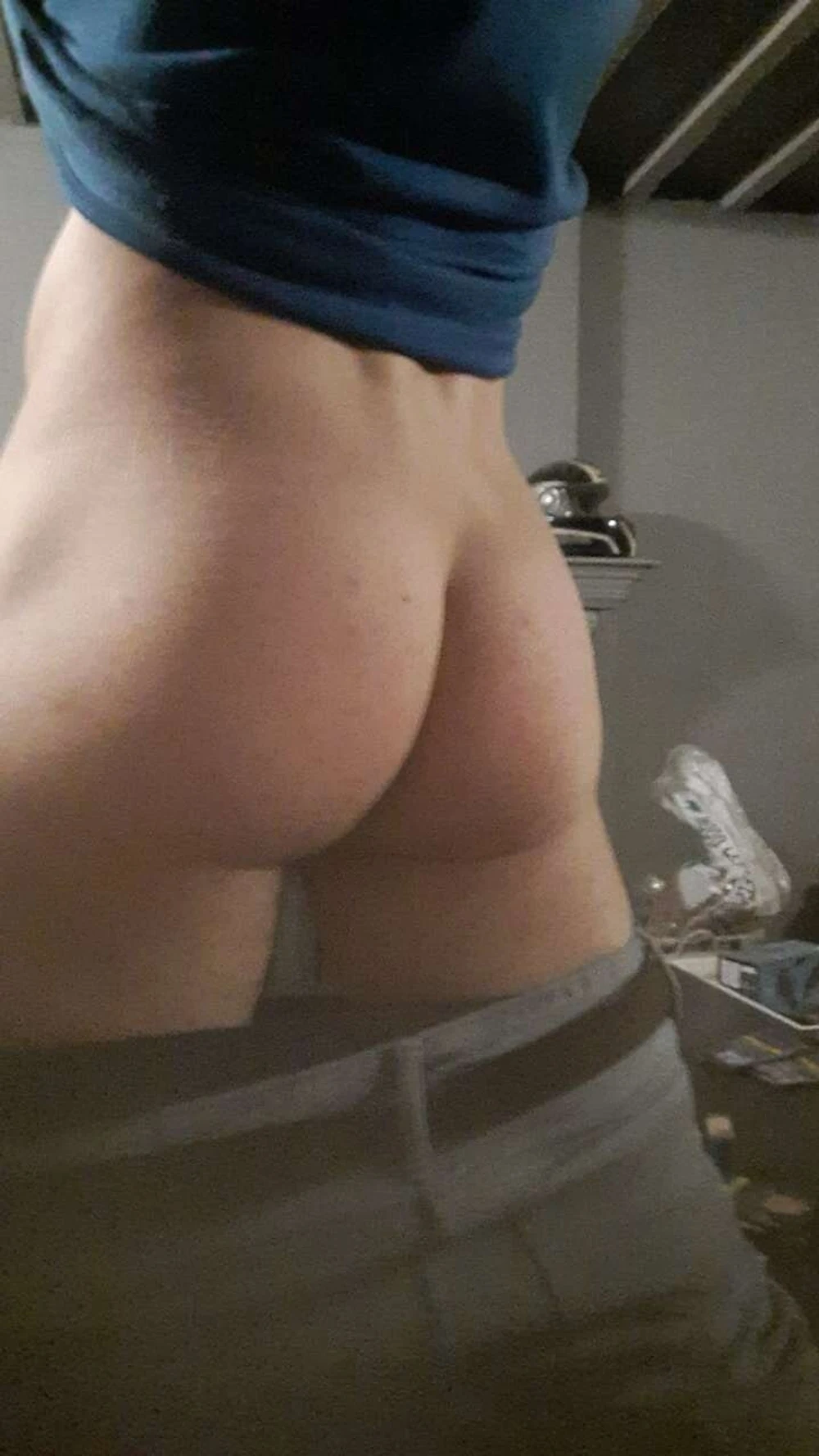 My ass : 6 nude pics