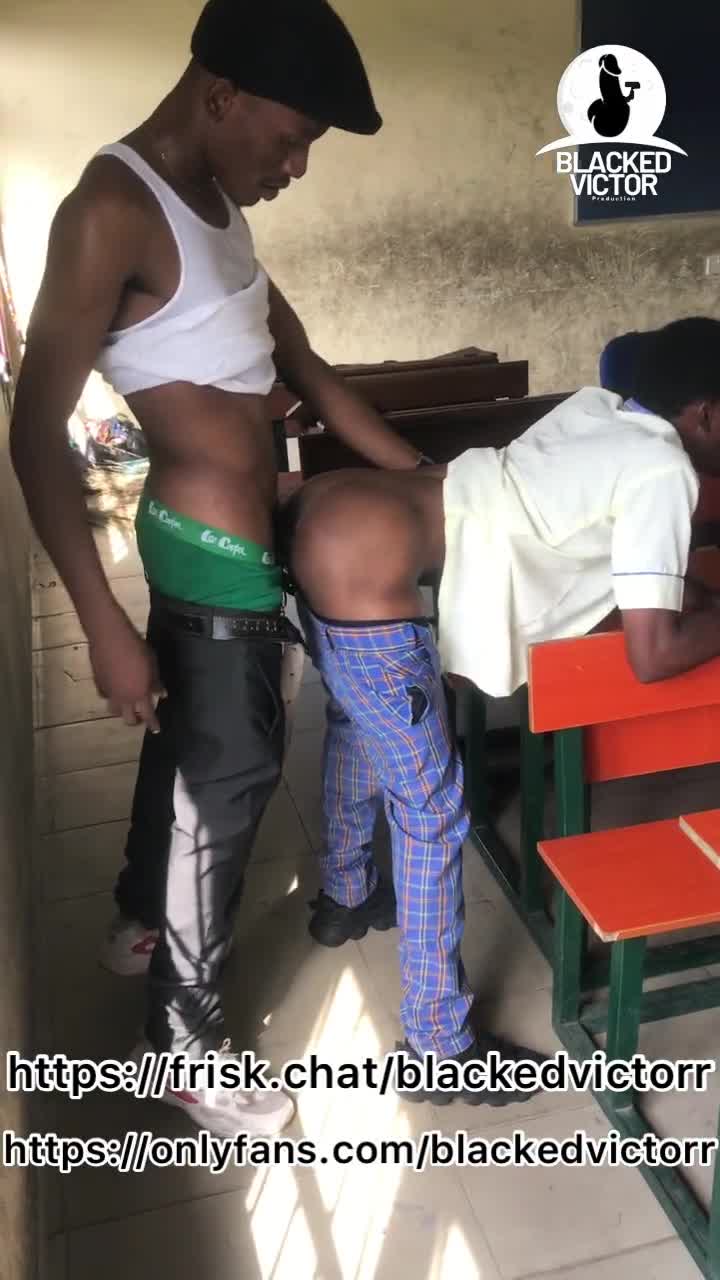 Sucking off my African schoolmate before my teacher arrives