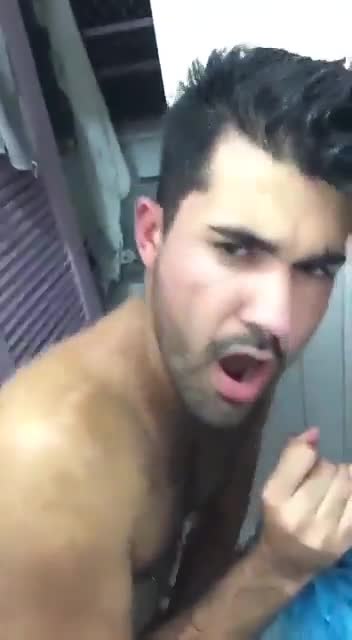 A good fuck with my boyfriend in the shower