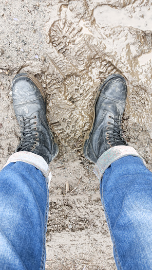 Walking in muudy boots. wetting inside.