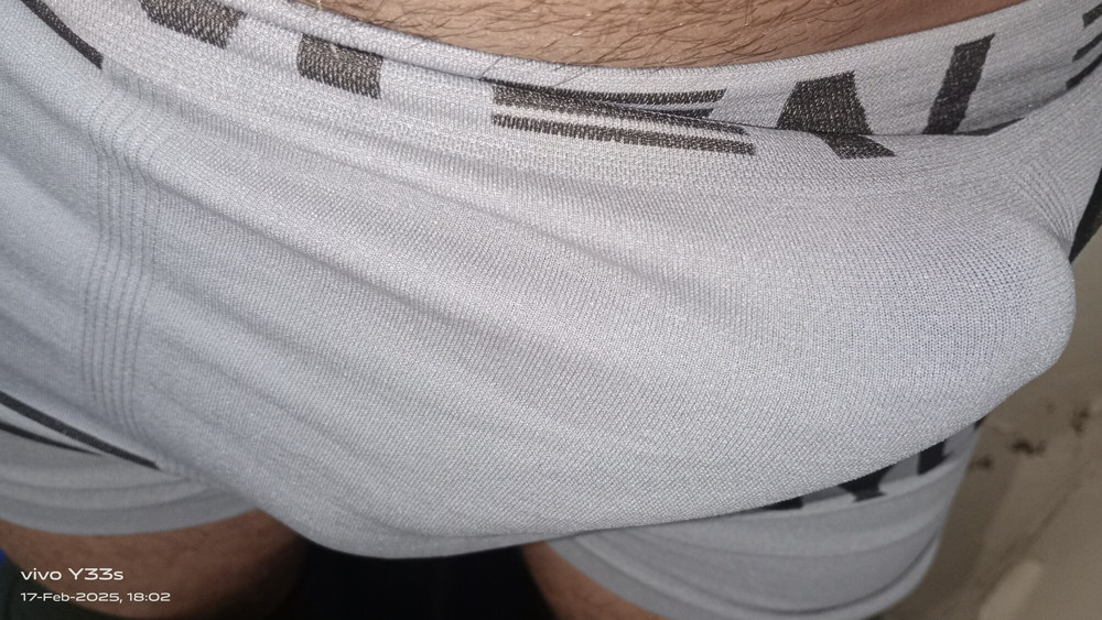 Indian desi big lund bathroom : 5 nude pics