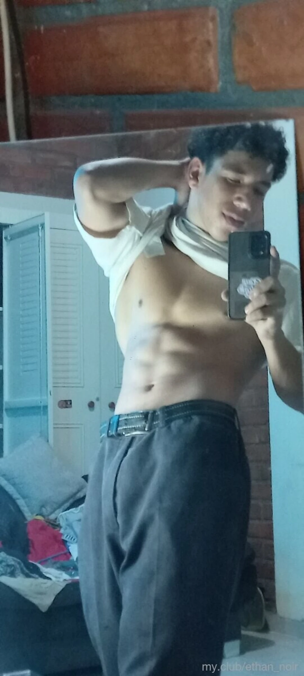 Ethan free photos: 11 nude pics