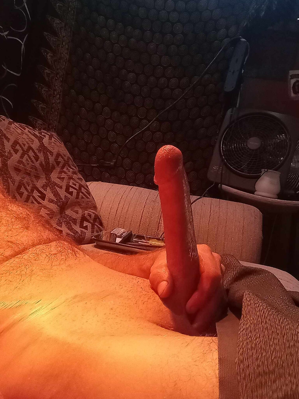 That d word : 5 nude pics