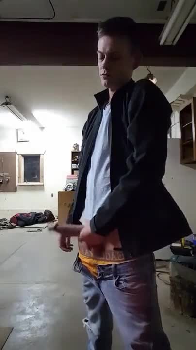 Hot hung stud eats his on load