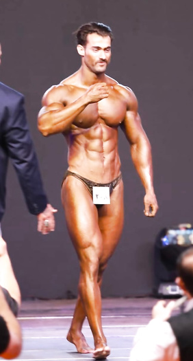 Vahid’s perfect chiseled body