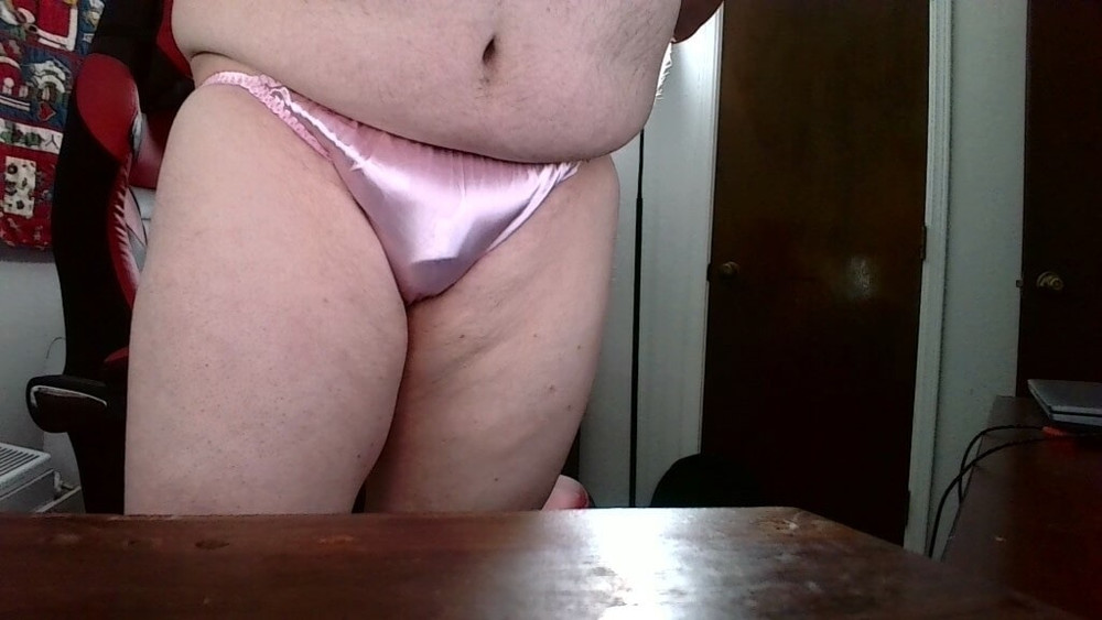 Hope you enjoy: 20 nude pics